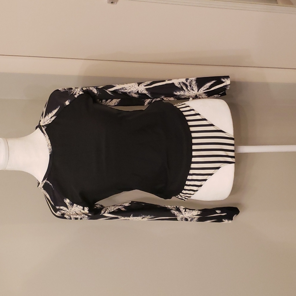 Rash guard two piece swim suit women’s large